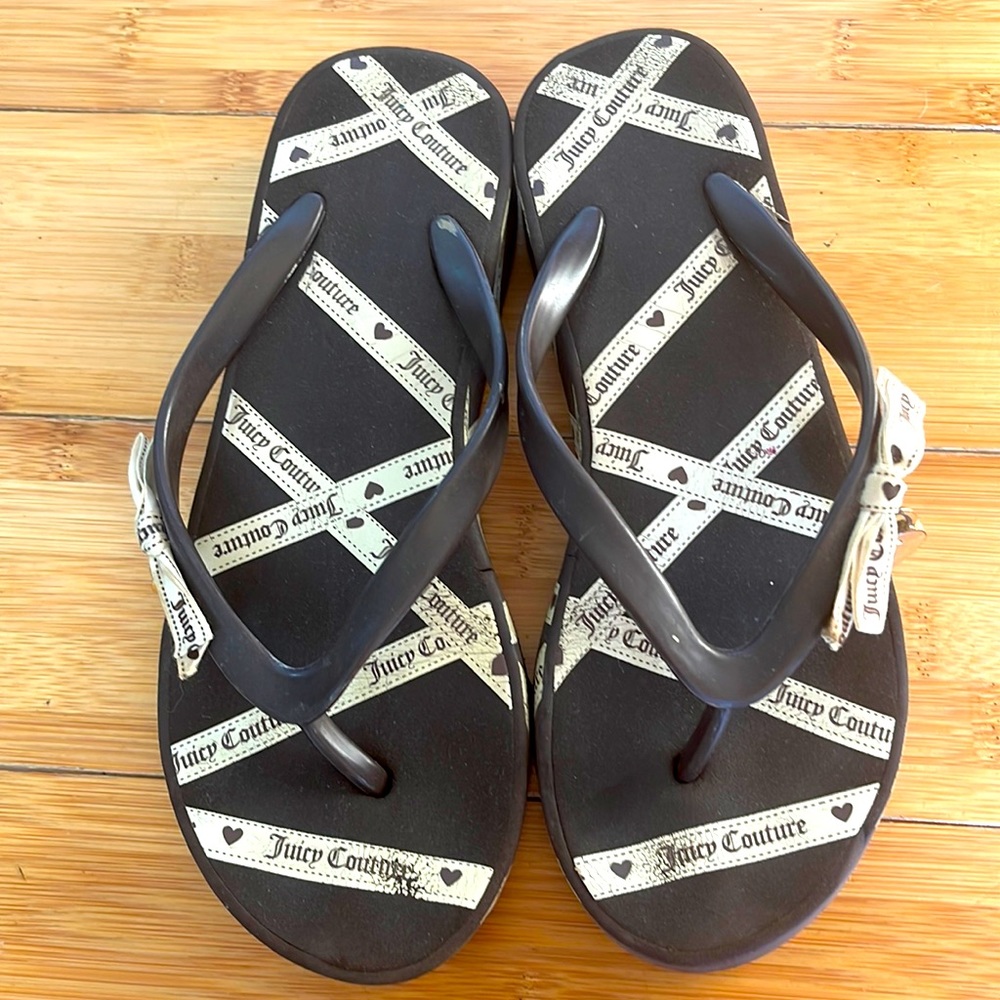 Juicy Couture Slippers